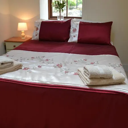 Ingleborough View Holiday At Ashes Farm